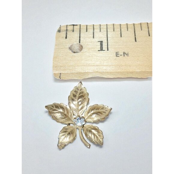 Vintage 1950s-1960s Gold-Tone Leaf Brooch with Rhinestone Accent - Picture 5 of 5
